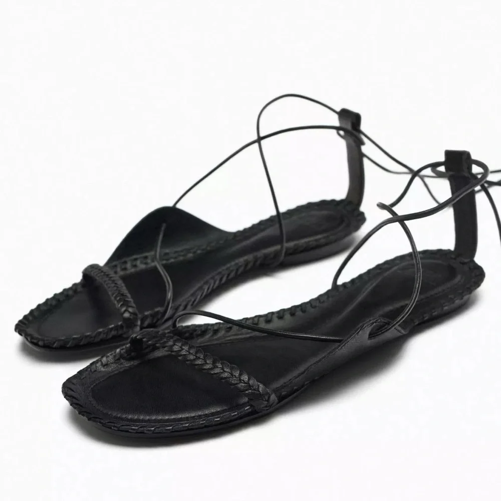 Zara chic black